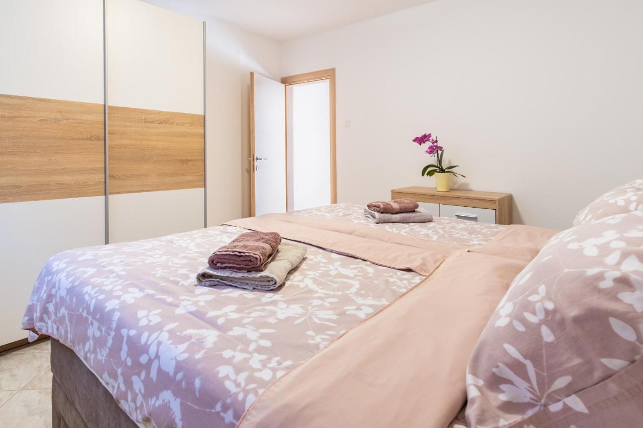 Apartmani Jolly Porec: Blizu Centra I Mora Εξωτερικό φωτογραφία