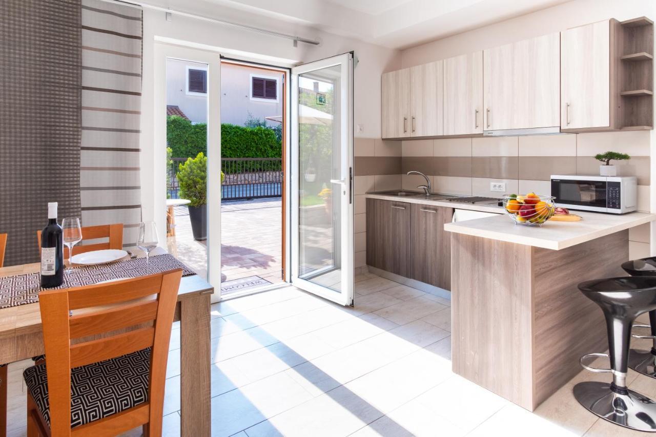Apartmani Jolly Porec: Blizu Centra I Mora Εξωτερικό φωτογραφία