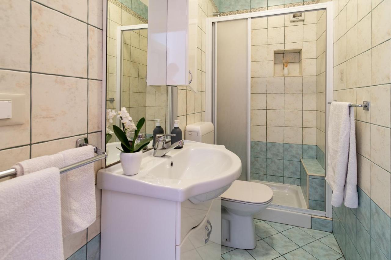 Apartmani Jolly Porec: Blizu Centra I Mora Εξωτερικό φωτογραφία